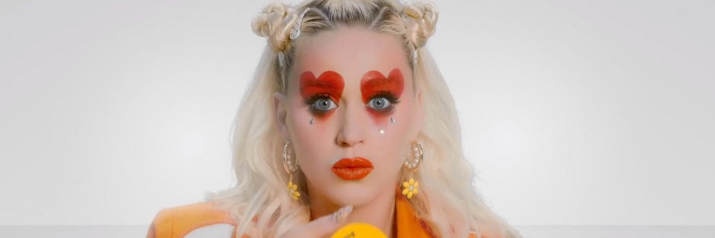 Katy Perry clowns