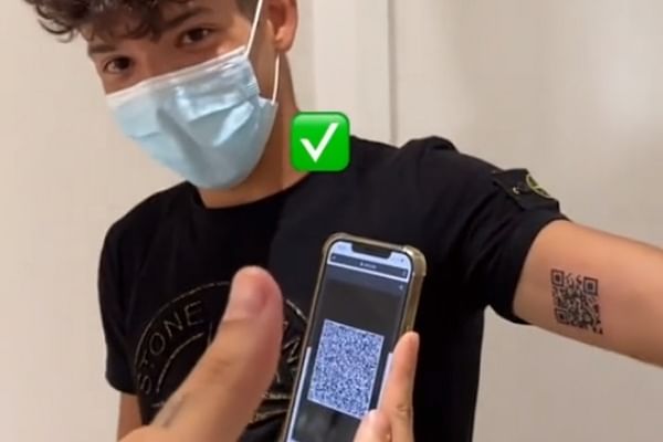 Tatouage QR code Pass sanitaire