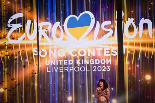 Slimane dévoile « Mon Amour » : l'histoire derrière sa chanson pour  l'Eurovision 2024 « C'est sorti comme un cri du cœur »