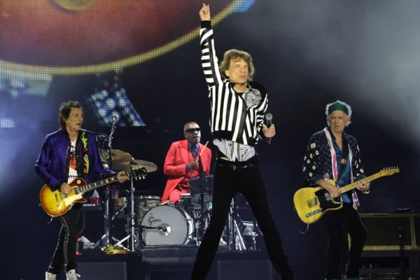 Emilia clark nudes i determined that she appeared to be a 